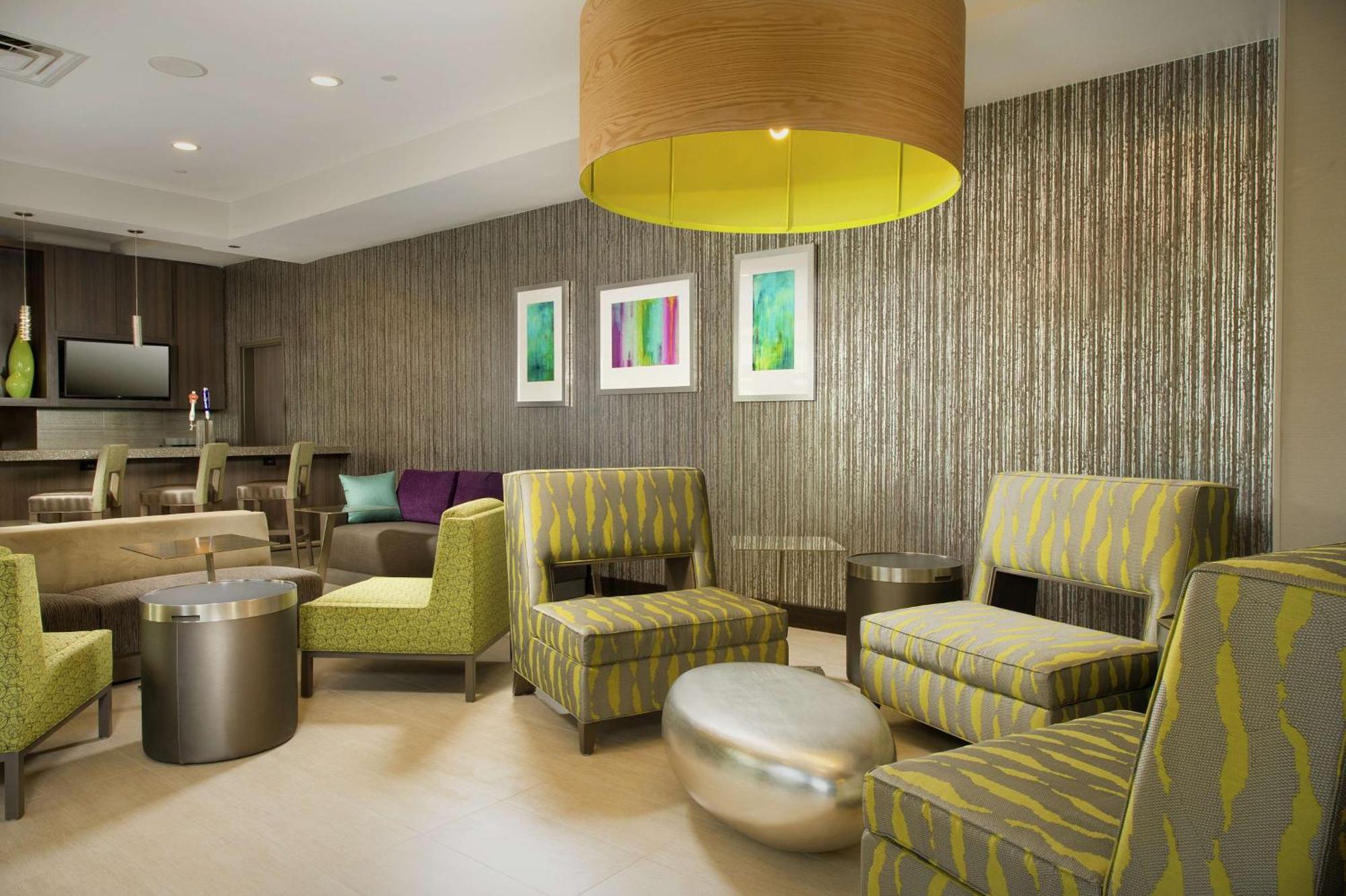 Hilton Garden Inn College Station Exterior photo